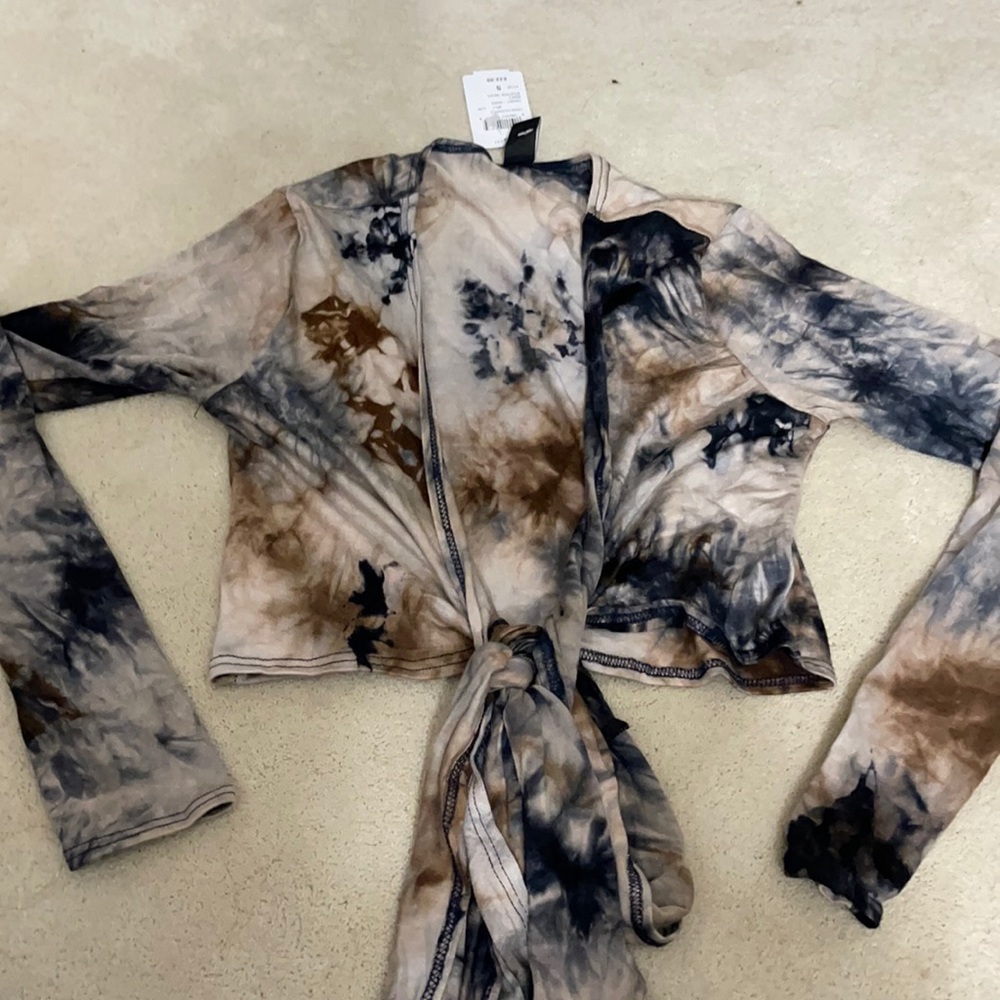 Nwt Windsor tie top